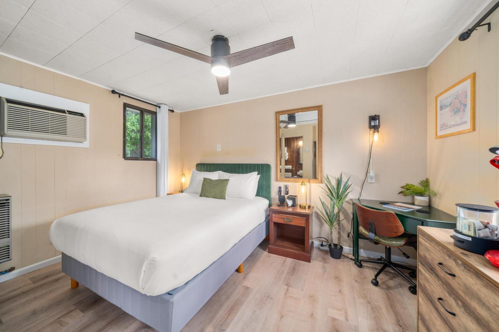 Cedarwood Inn Hendersonville Luaran gambar